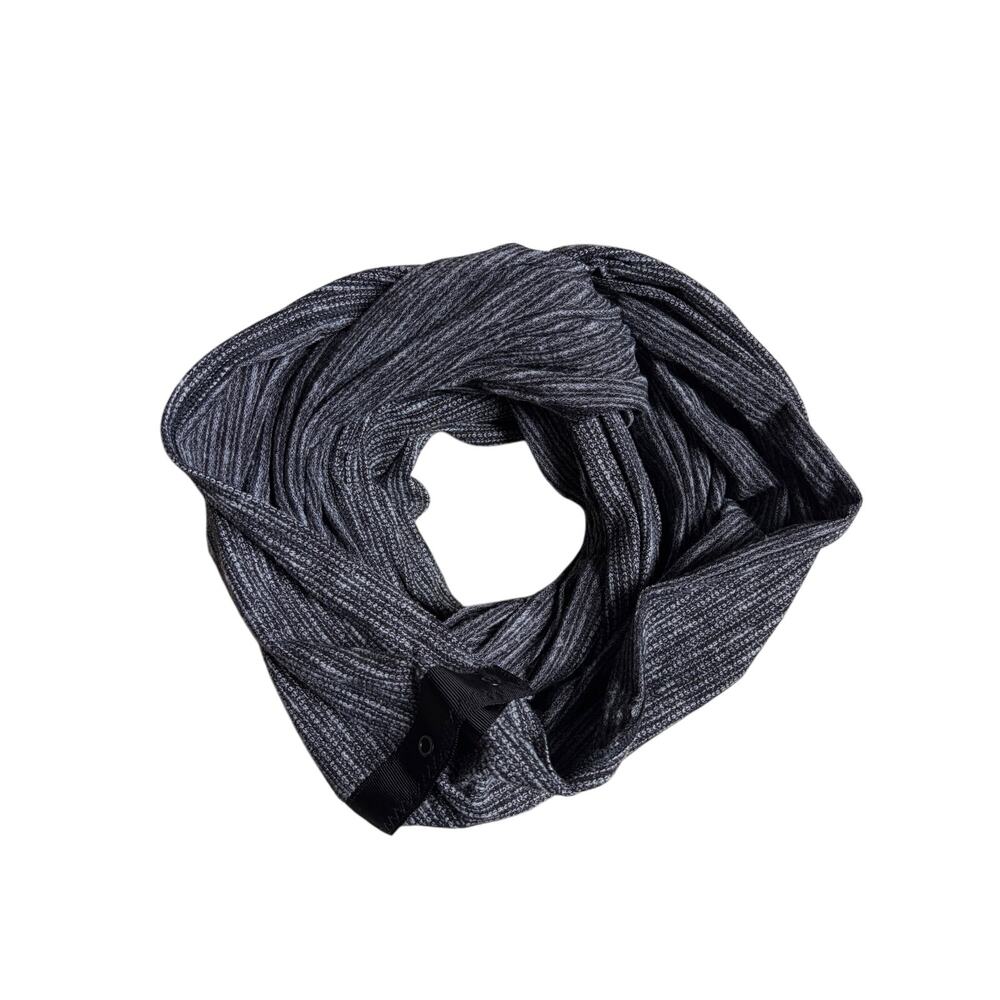 Lululemon Vinyasa Scarf (Coco Pique Black White)